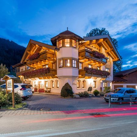 Gaestehaus Brantlhof Zimmer Und Ferienwohnungen In Going Am Wilden Kaiser Eksteriør bilde