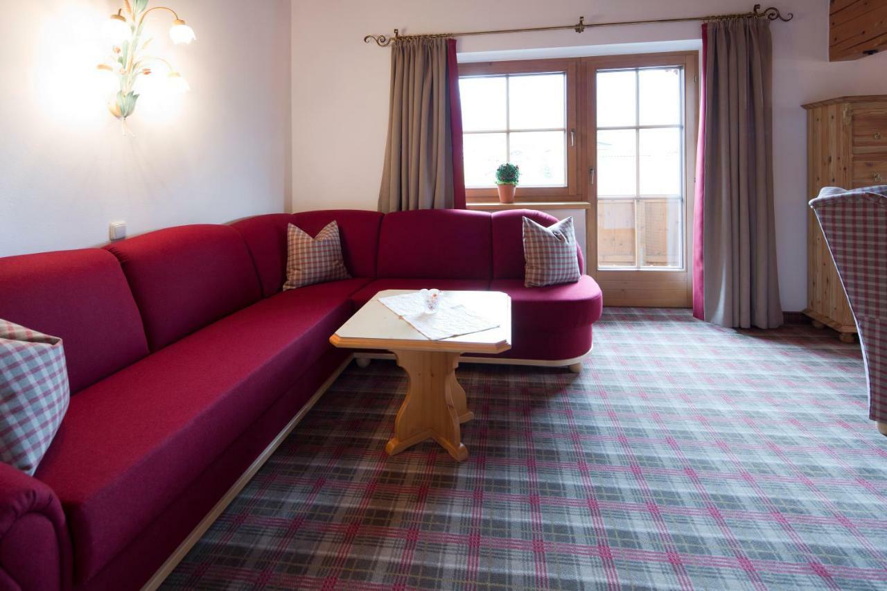 Gaestehaus Brantlhof Zimmer Und Ferienwohnungen In Going Am Wilden Kaiser Eksteriør bilde